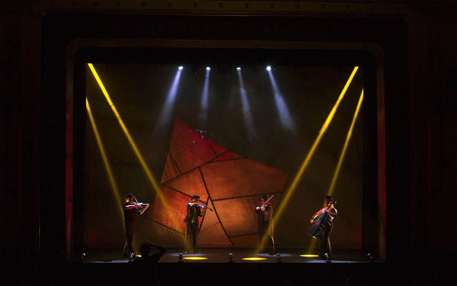 Circus — Wandering City — production photo