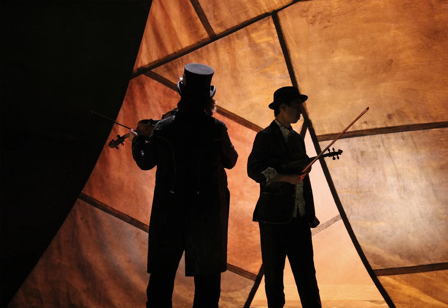 Circus — Wandering City — production photo